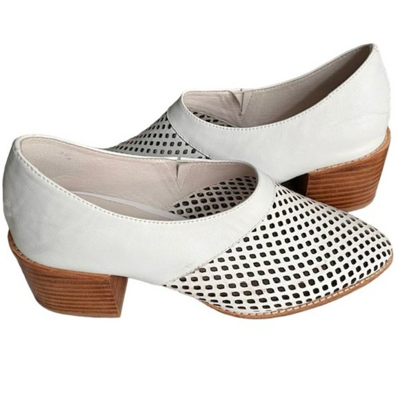 Jeffrey Campbell Branwen Perforated Booties - White - 8.5 - Picture 5 of 10